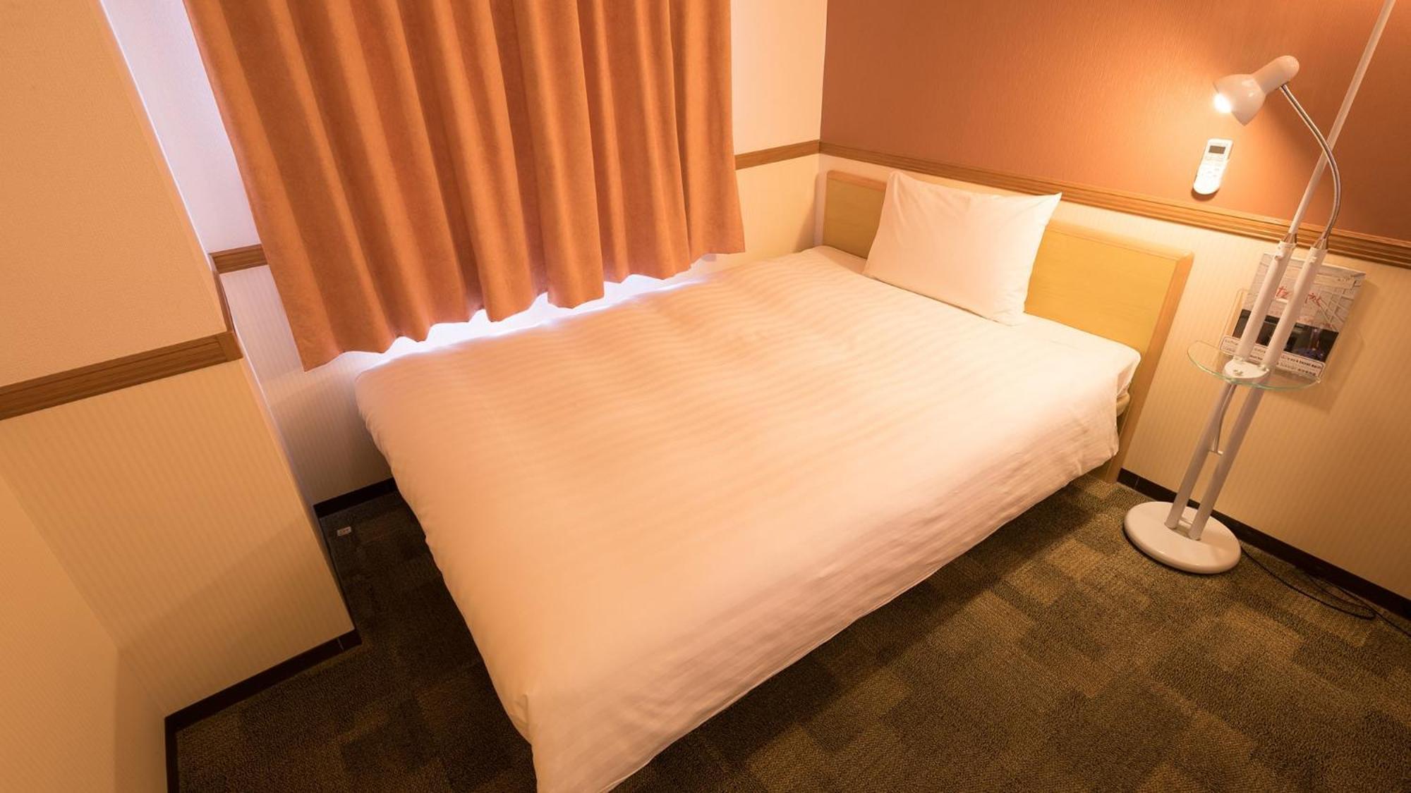 Toyoko Inn Higashi-Hiroshima Saijo Ekimae Habitación foto