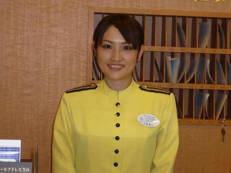 Toyoko Inn Higashi-Hiroshima Saijo Ekimae Exterior foto